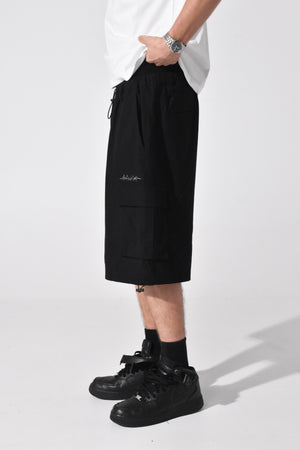 
                  
                    Load image into Gallery viewer, CARGO SHORTS - BLACK
                  
                
