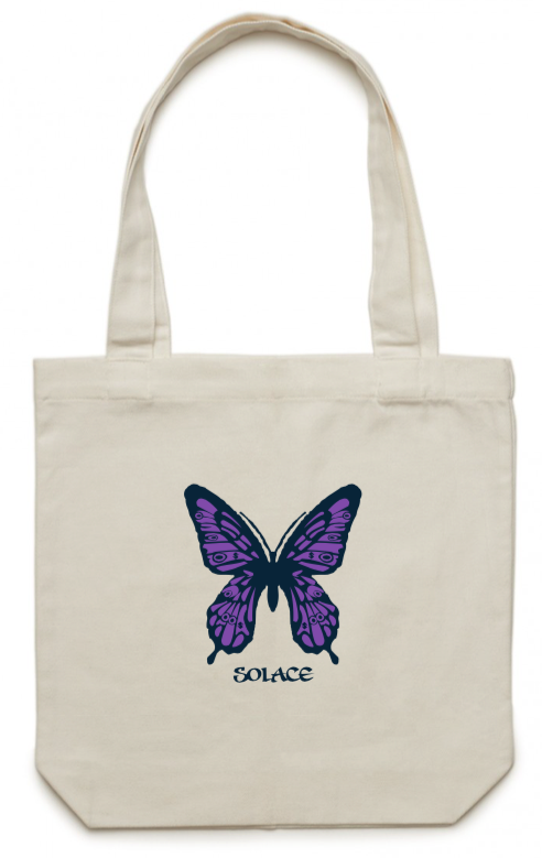 
                  
                    Load image into Gallery viewer, Butterfly Carrie Bag
                  
                